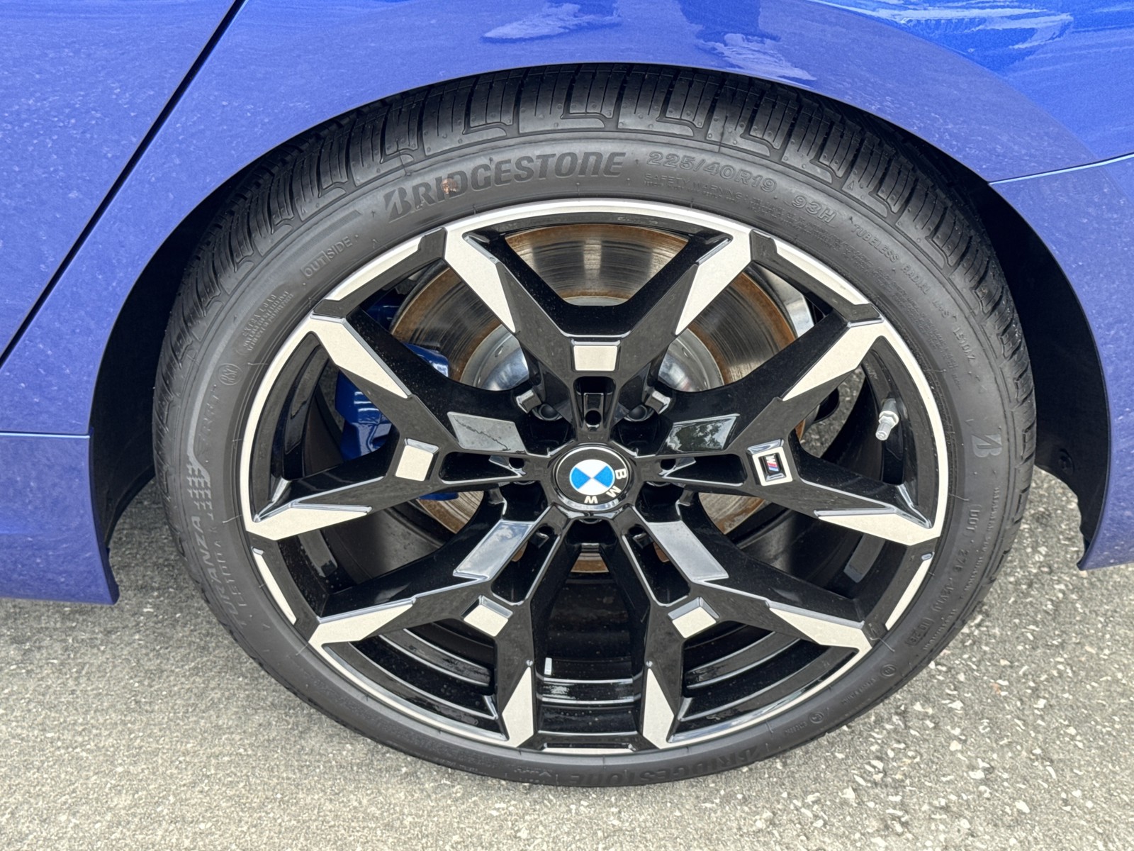 New 2026 Blue BMW 330i image 25