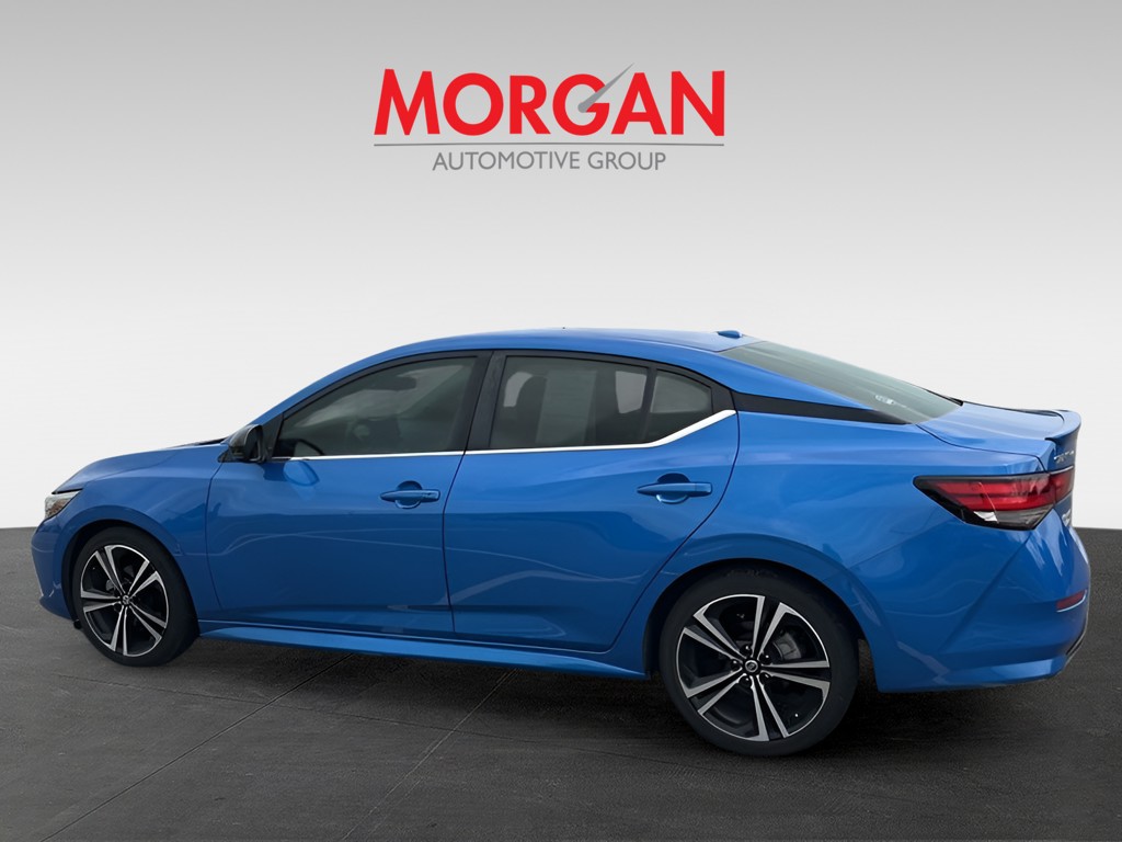 Used 2022 Electric Blue Metallic Nissan SR image 10