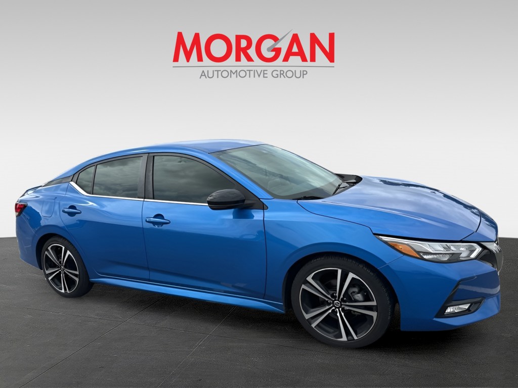Used 2022 Electric Blue Metallic Nissan SR image 2