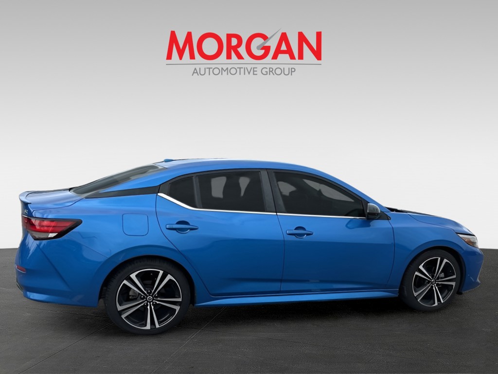 Used 2022 Electric Blue Metallic Nissan SR image 4