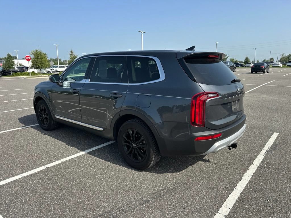 Used 2020 Gravity Grey Kia LX image 11