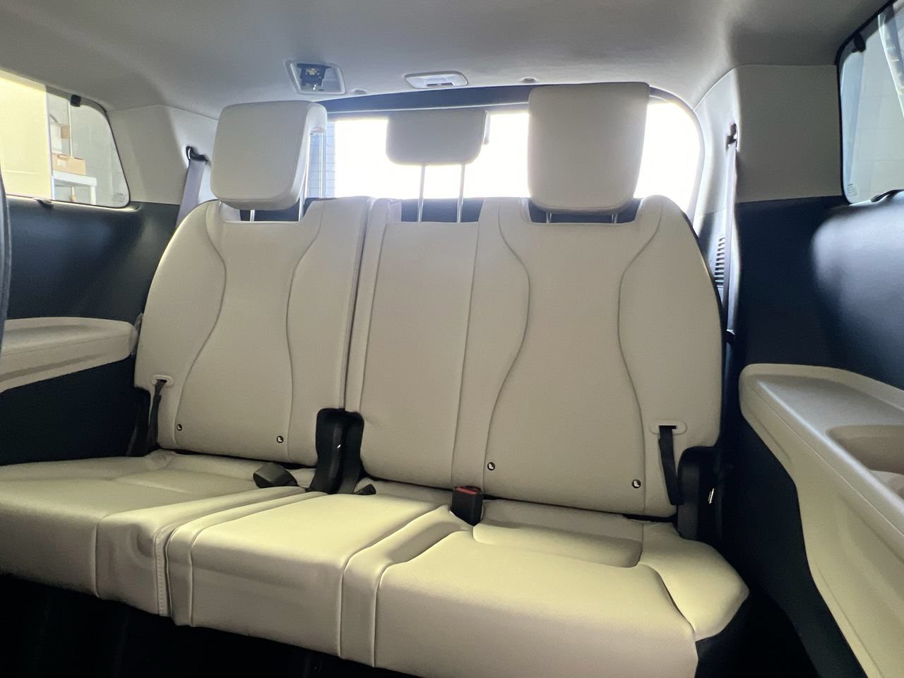 Certified Used 2025 Panthera Metal Kia SX Prestige image 27