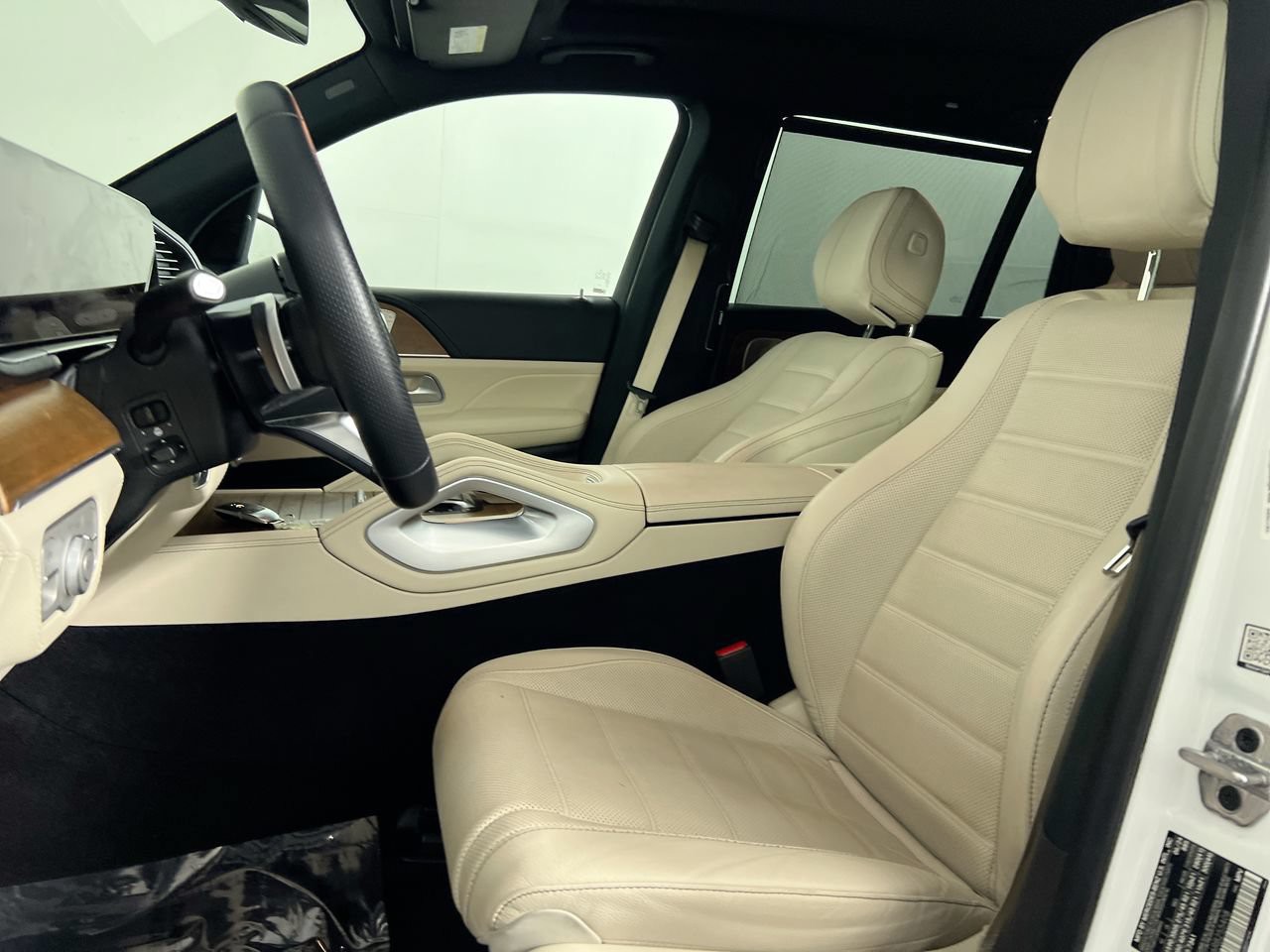 Used 2024 Polar White Mercedes-Benz GLS 450 image 12