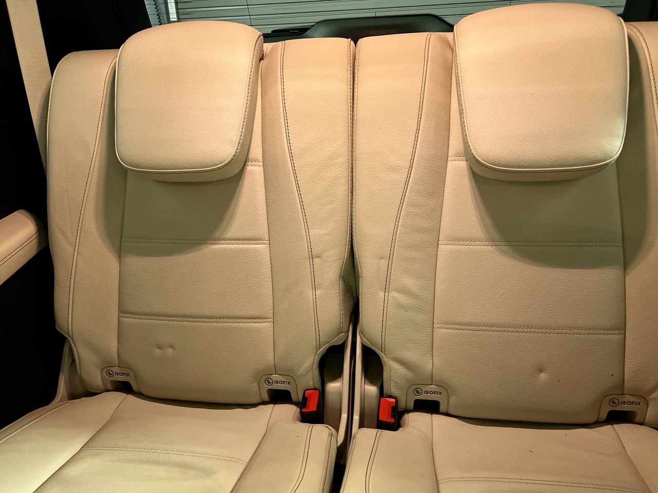 Used 2024 Polar White Mercedes-Benz GLS 450 image 27
