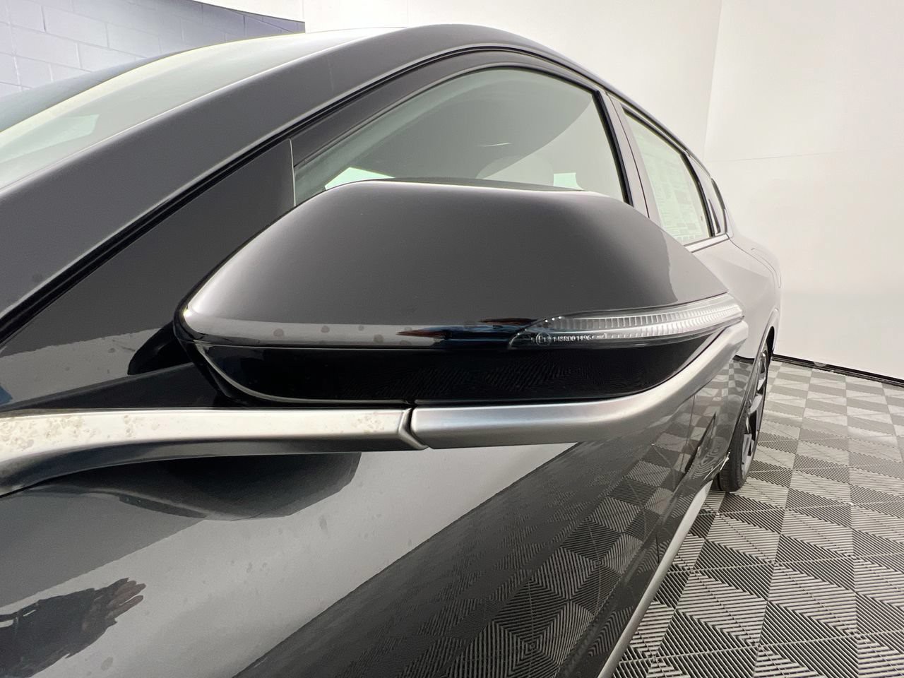 New 2026 Interstellar Gray Kia GT-Line image 12