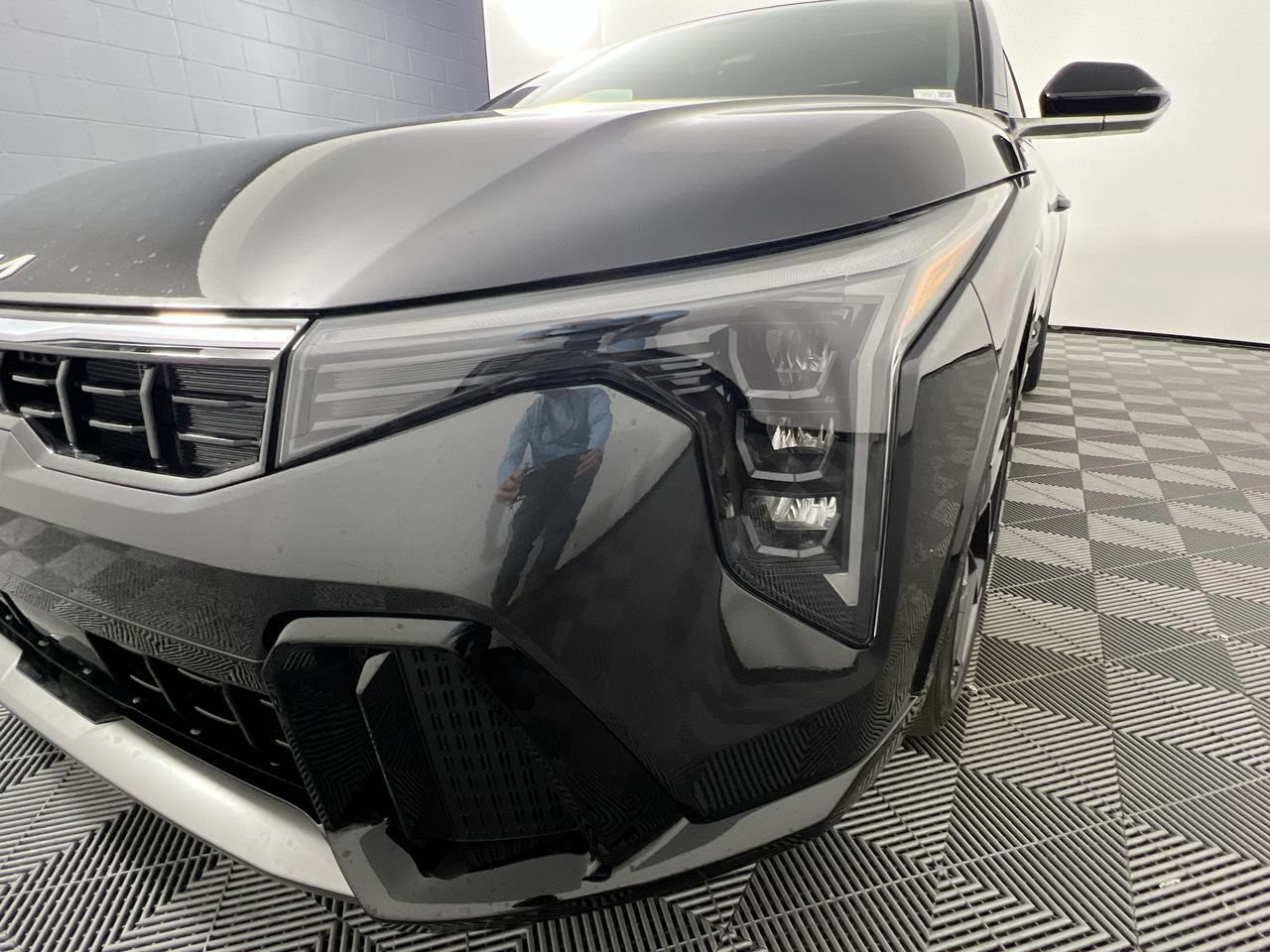 New 2026 Interstellar Gray Kia GT-Line image 11