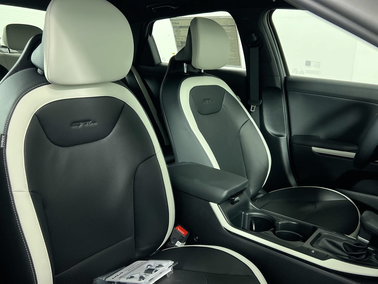 New 2026 Interstellar Gray Kia GT-Line image 32