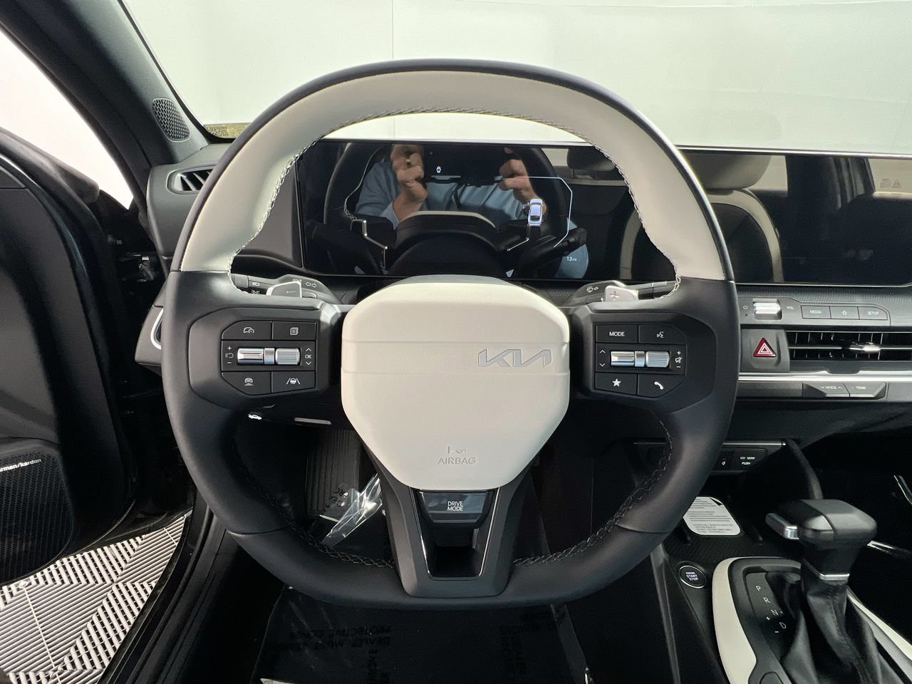 New 2026 Interstellar Gray Kia GT-Line image 17