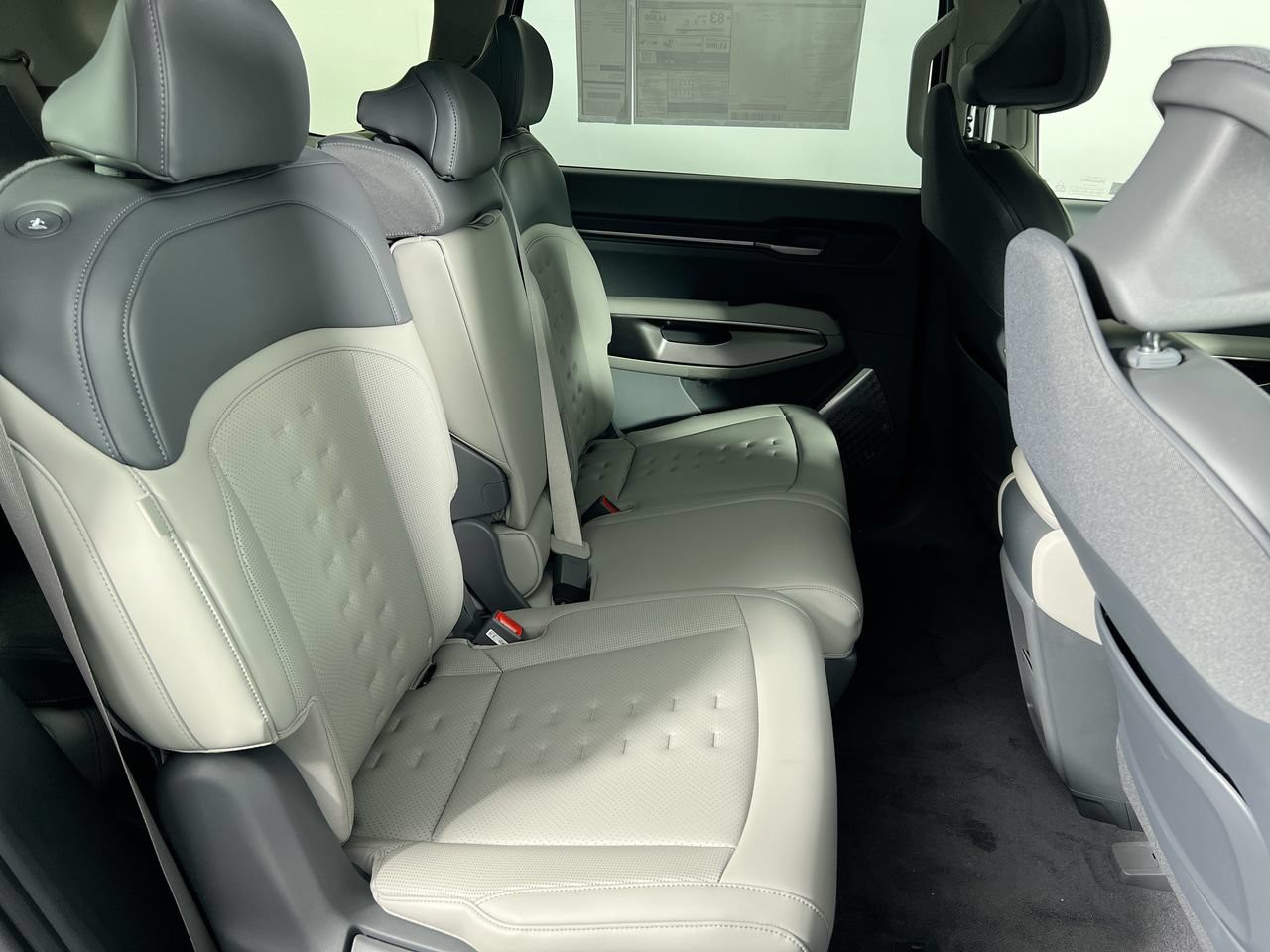 New 2026 Ocean Blue Kia Wind image 30
