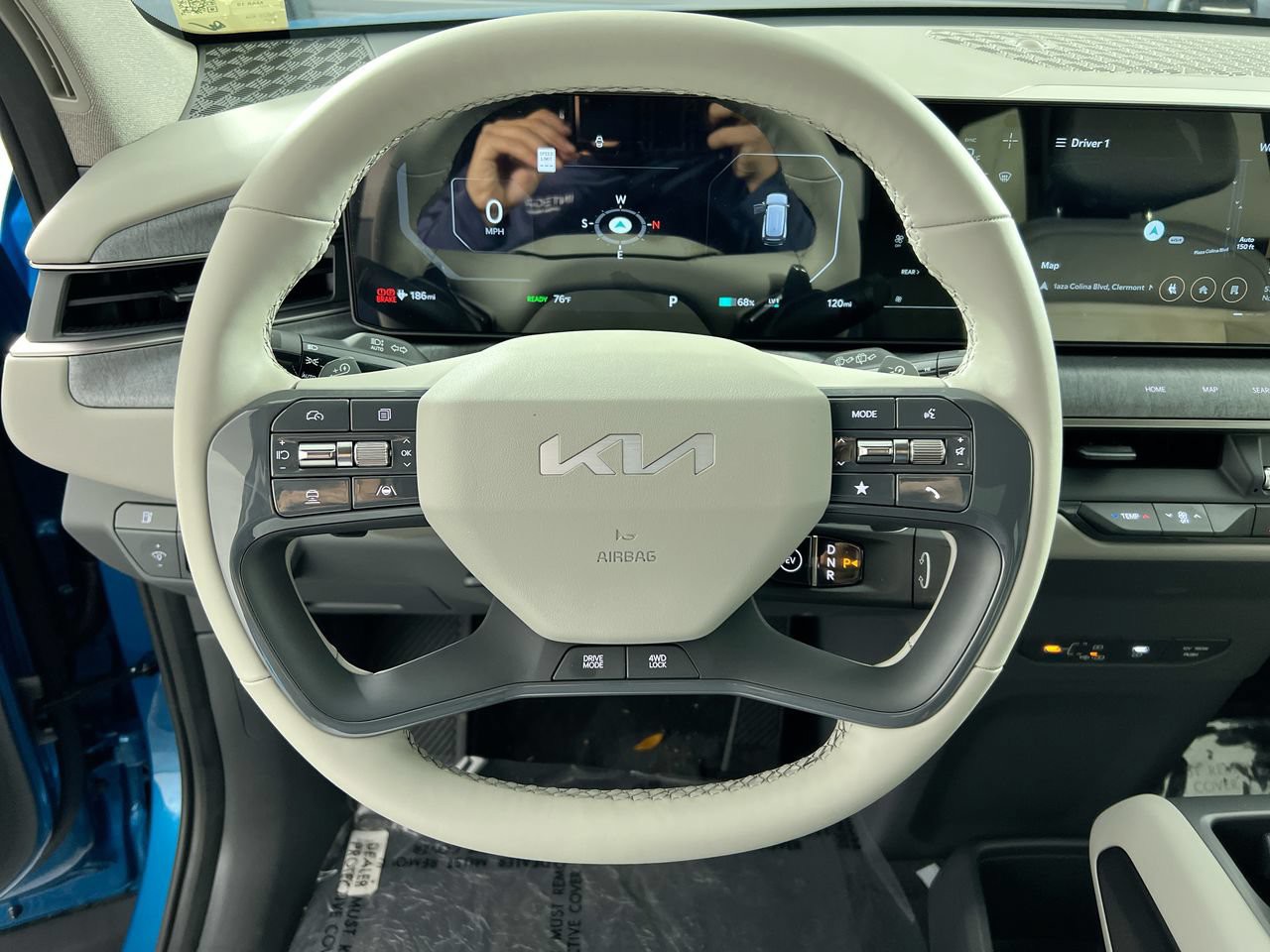 New 2026 Ocean Blue Kia Wind image 17