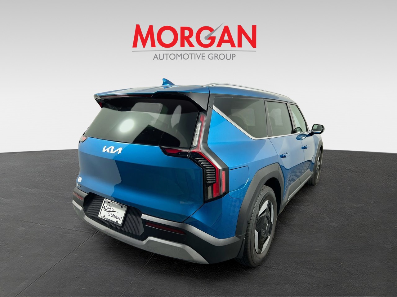 New 2026 Ocean Blue Kia Wind image 3