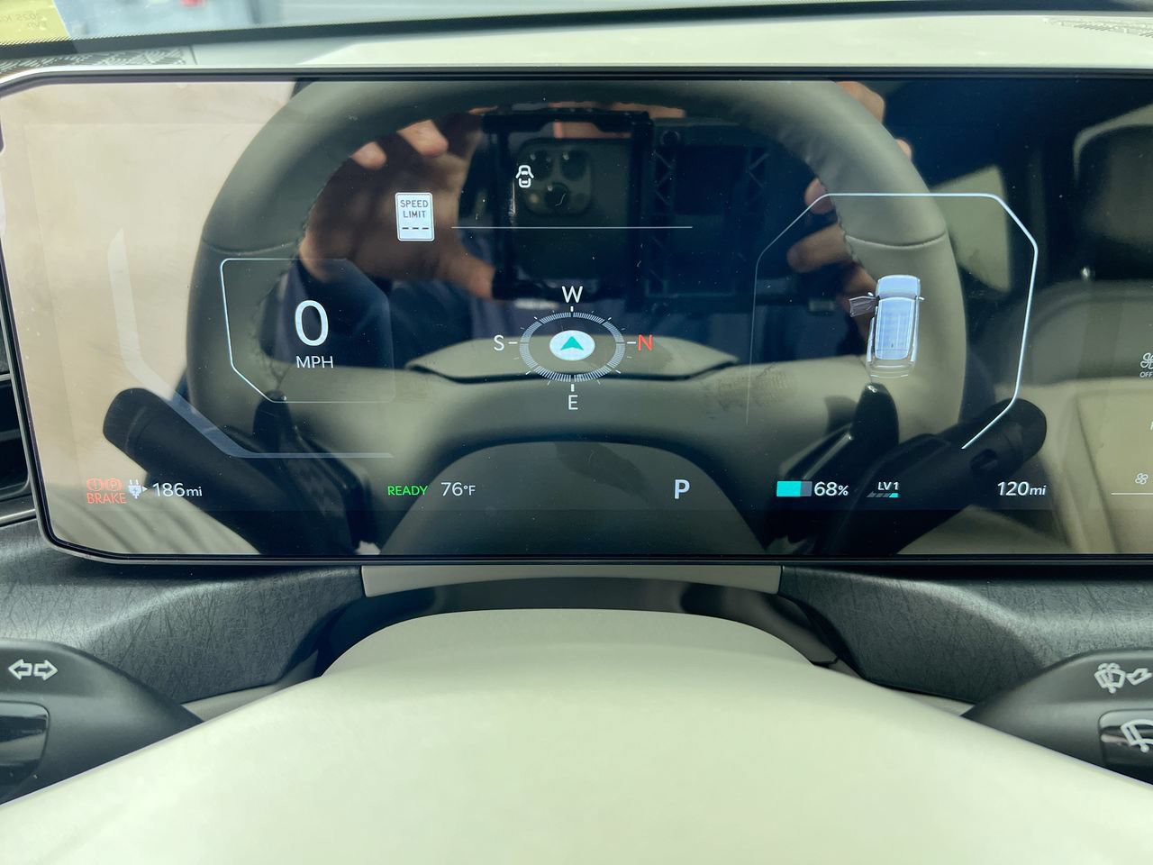 New 2026 Ocean Blue Kia Wind image 22