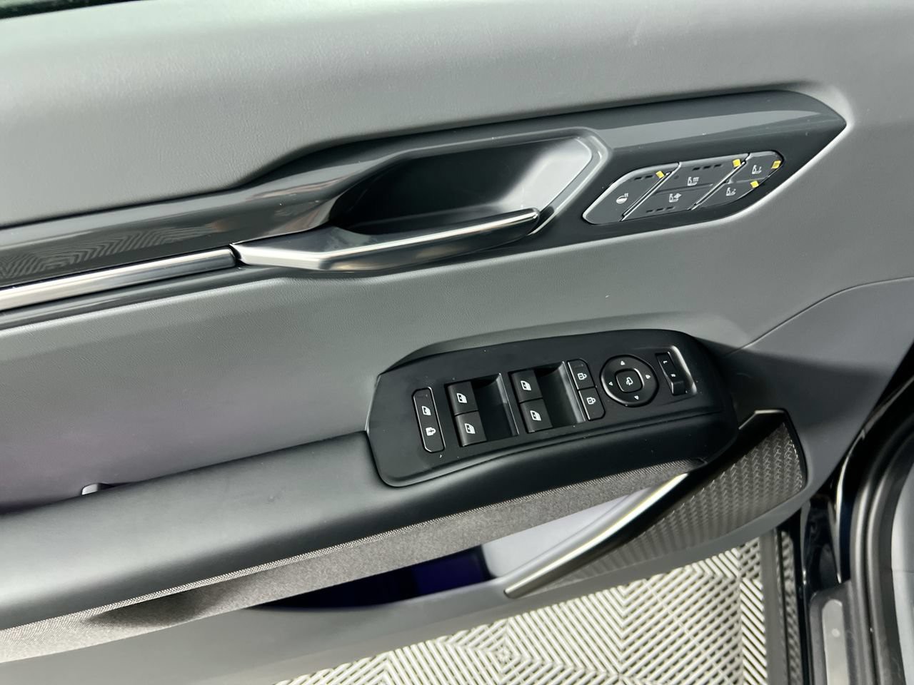 New 2026 Ebony Black Kia Land image 14