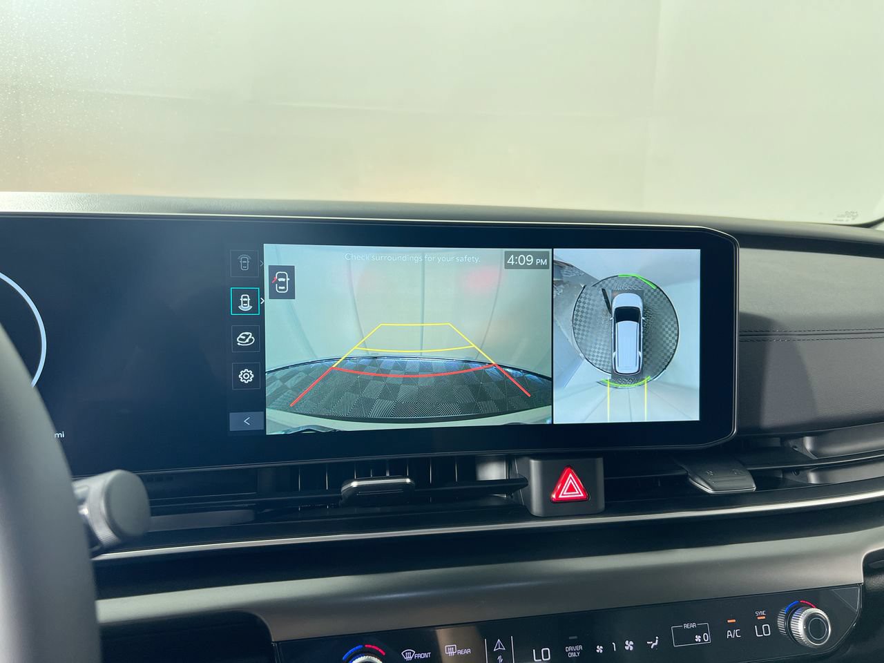New 2027 Ivory Silver Kia SX image 28