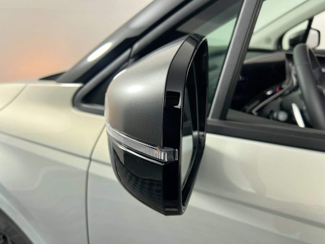 New 2027 Ivory Silver Kia SX image 12