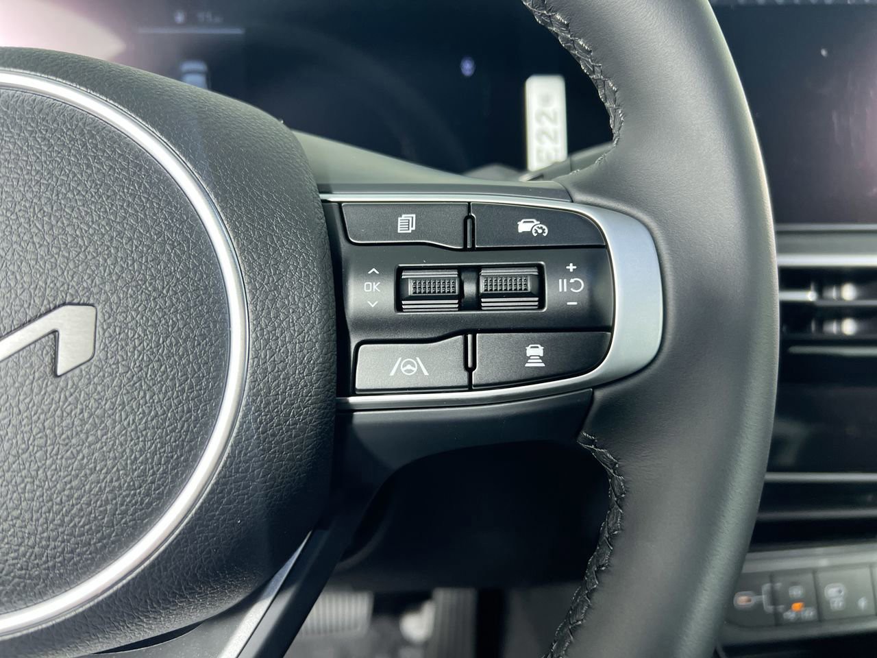 New 2026 Wolf Gray Kia GT-Line image 19