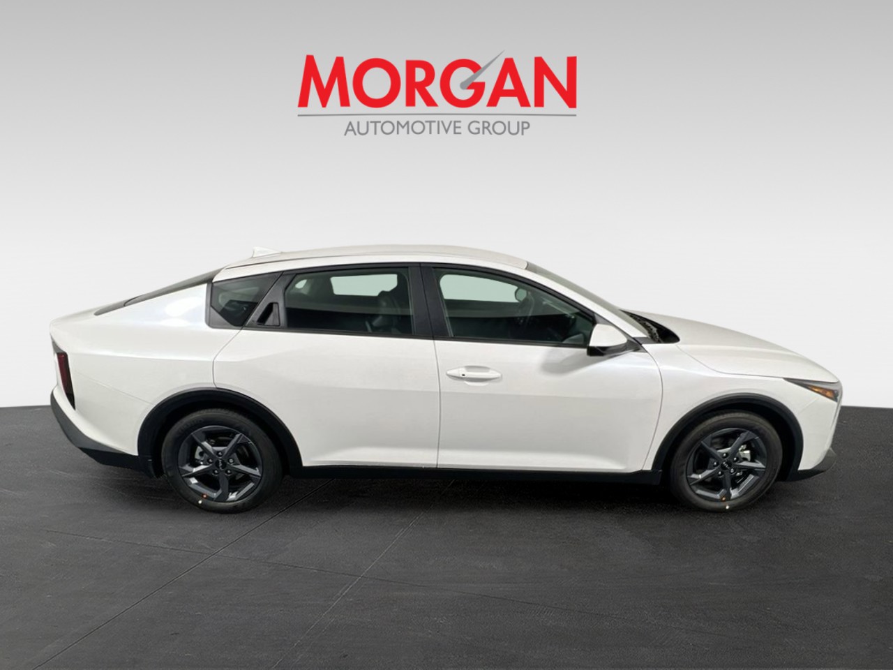 New 2026 Snow White Pearl Kia LXS image 2