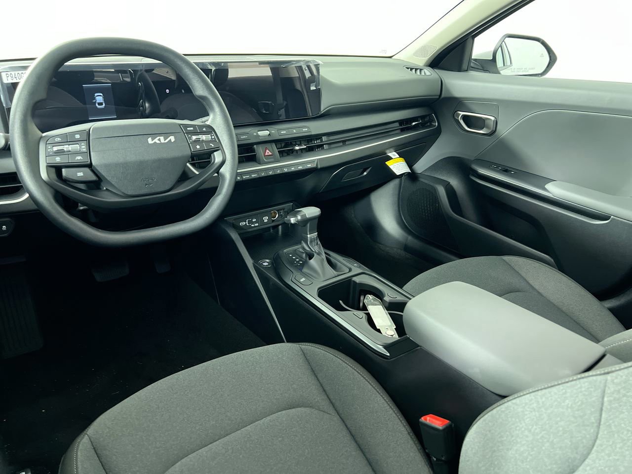 New 2026 Snow White Pearl Kia LXS image 30