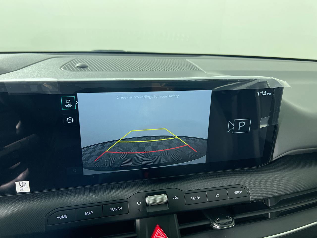 New 2026 Snow White Pearl Kia LXS image 28