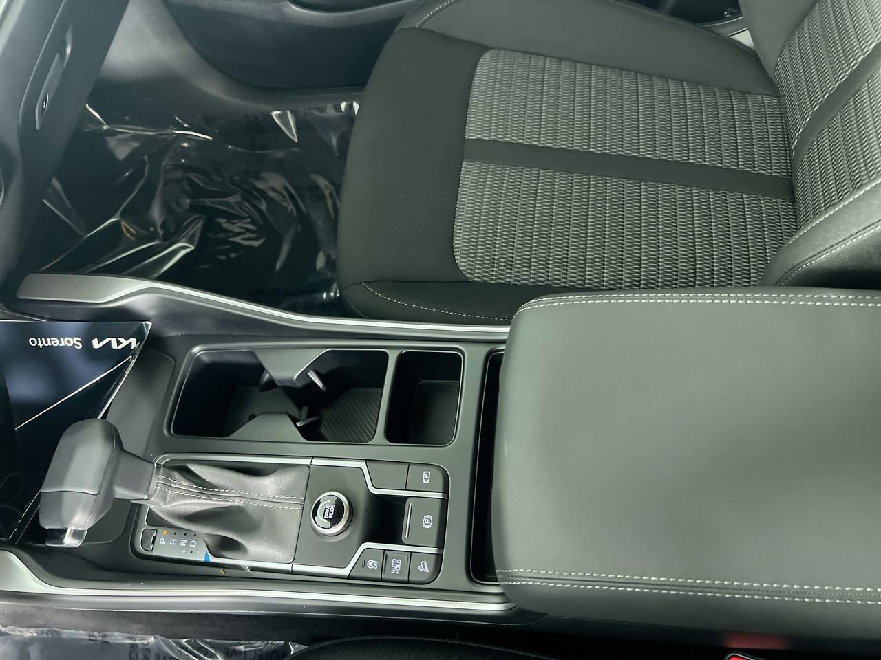 New 2026 Glacial White Pearl Kia LX image 21