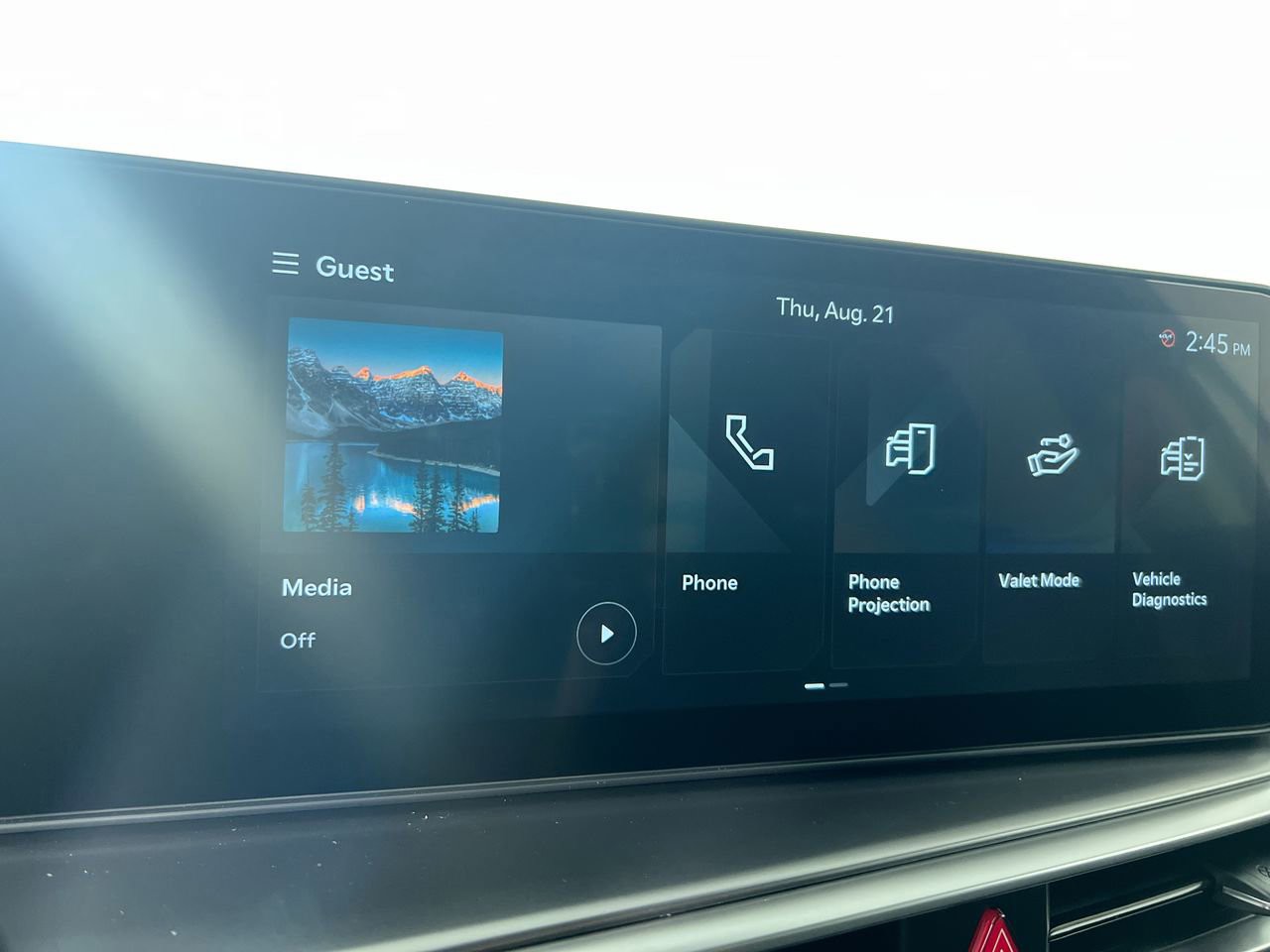 New 2026 Glacial White Pearl Kia LX image 23