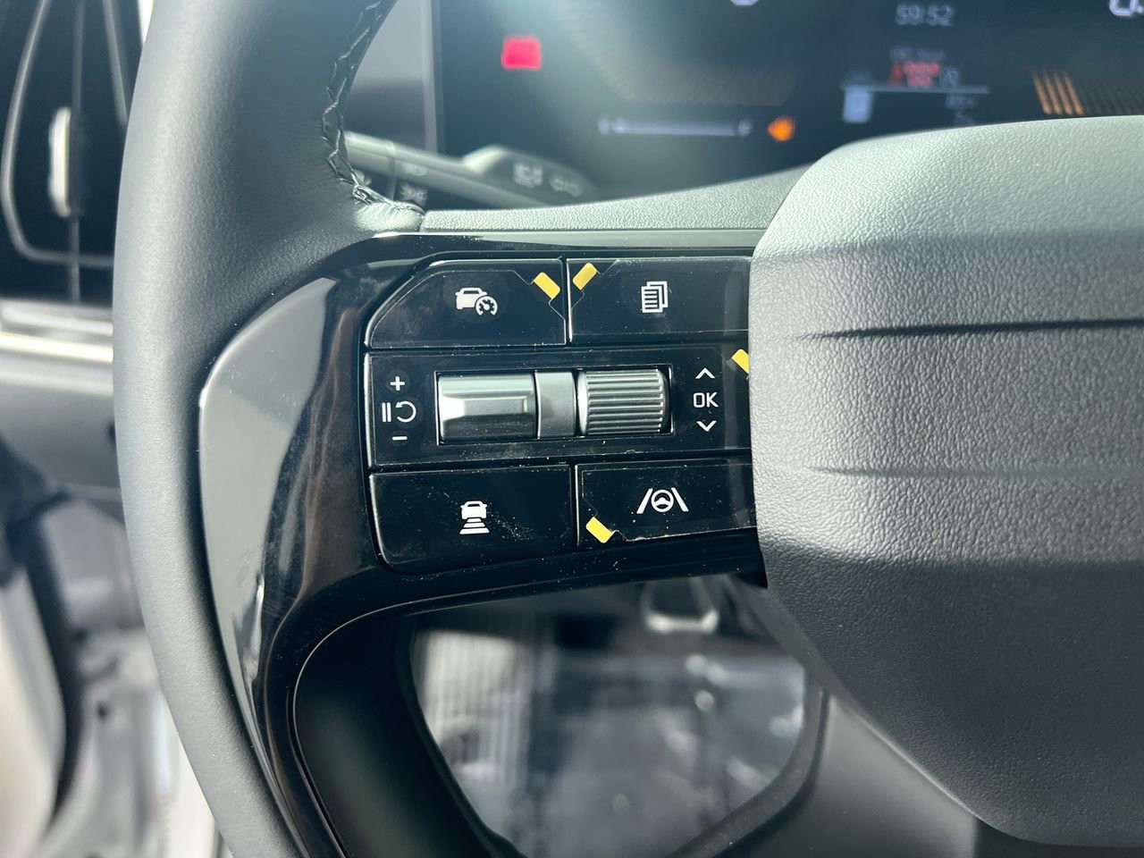 New 2026 Glacial White Pearl Kia LX image 16
