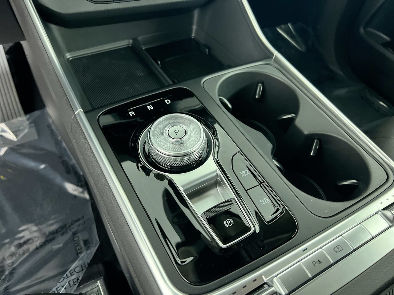 New 2027 Snow White Pearl Kia SX image 24