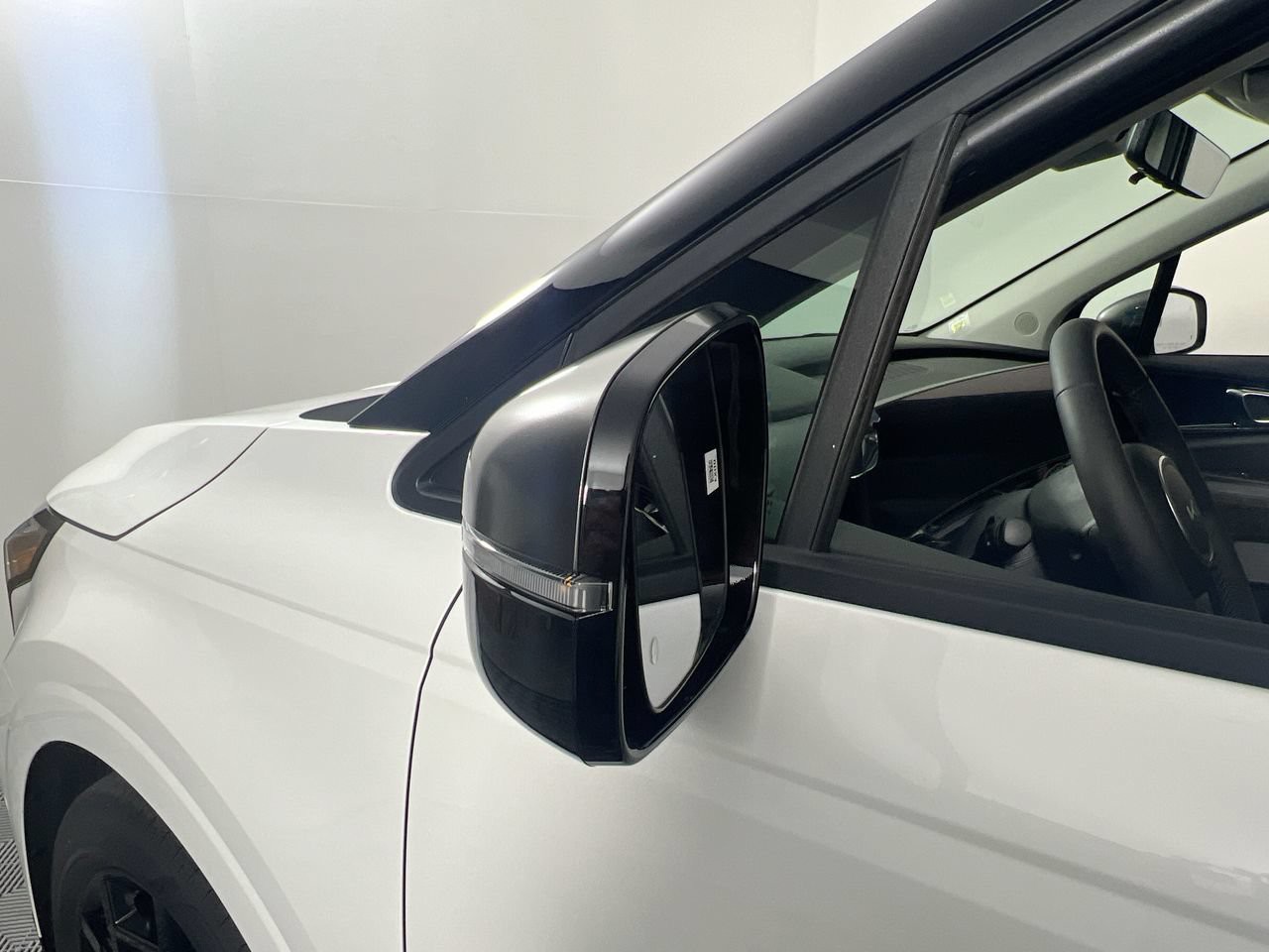 New 2027 Snow White Pearl Kia SX image 12