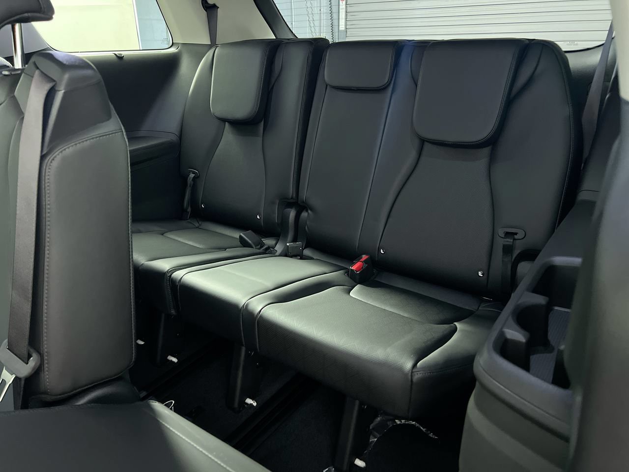 New 2027 Snow White Pearl Kia SX image 30