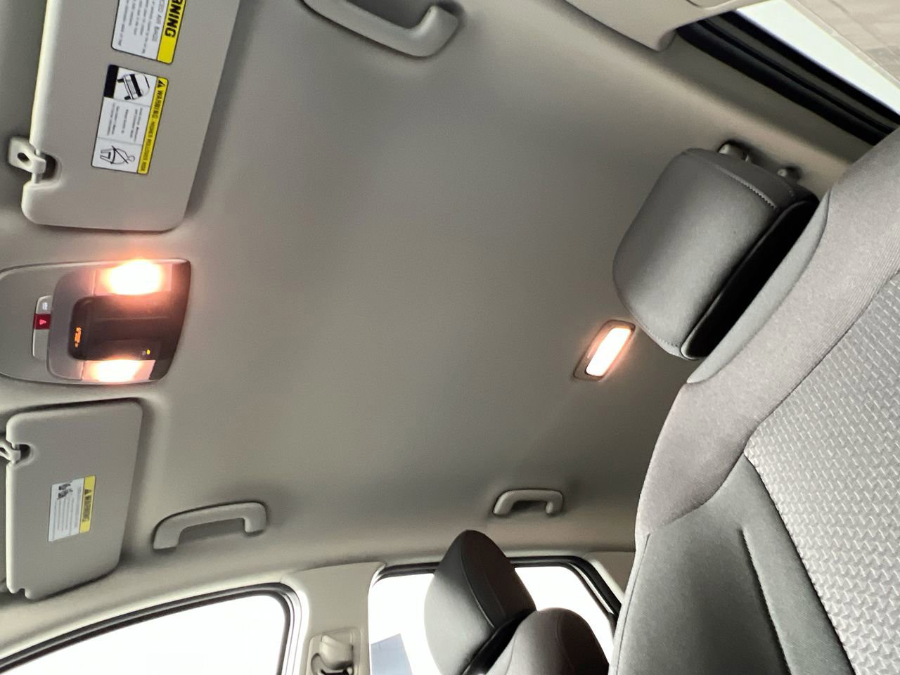 New 2026 Snow White Pearl Kia LX image 21