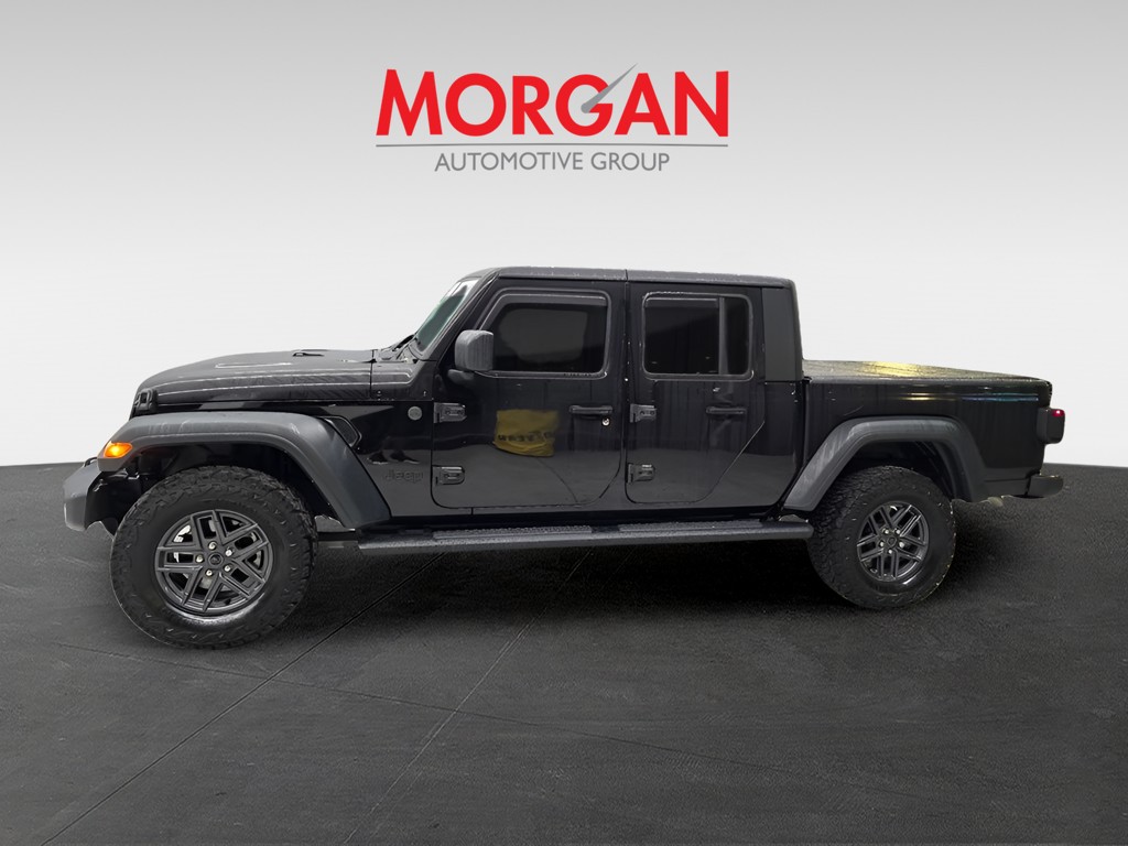 Used 2025 Black Clearcoat Jeep Sport S image 3