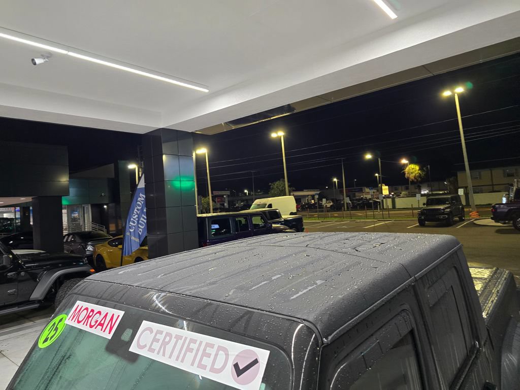 Used 2025 Black Clearcoat Jeep Sport S image 12