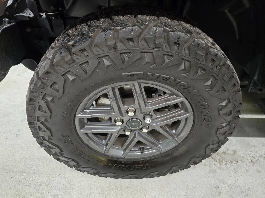 Used 2025 Black Clearcoat Jeep Sport S image 10