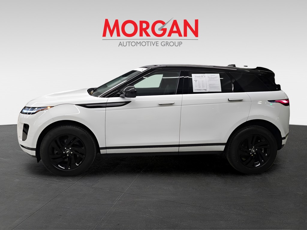 Used 2025 Fuji White Land Rover Core S image 3