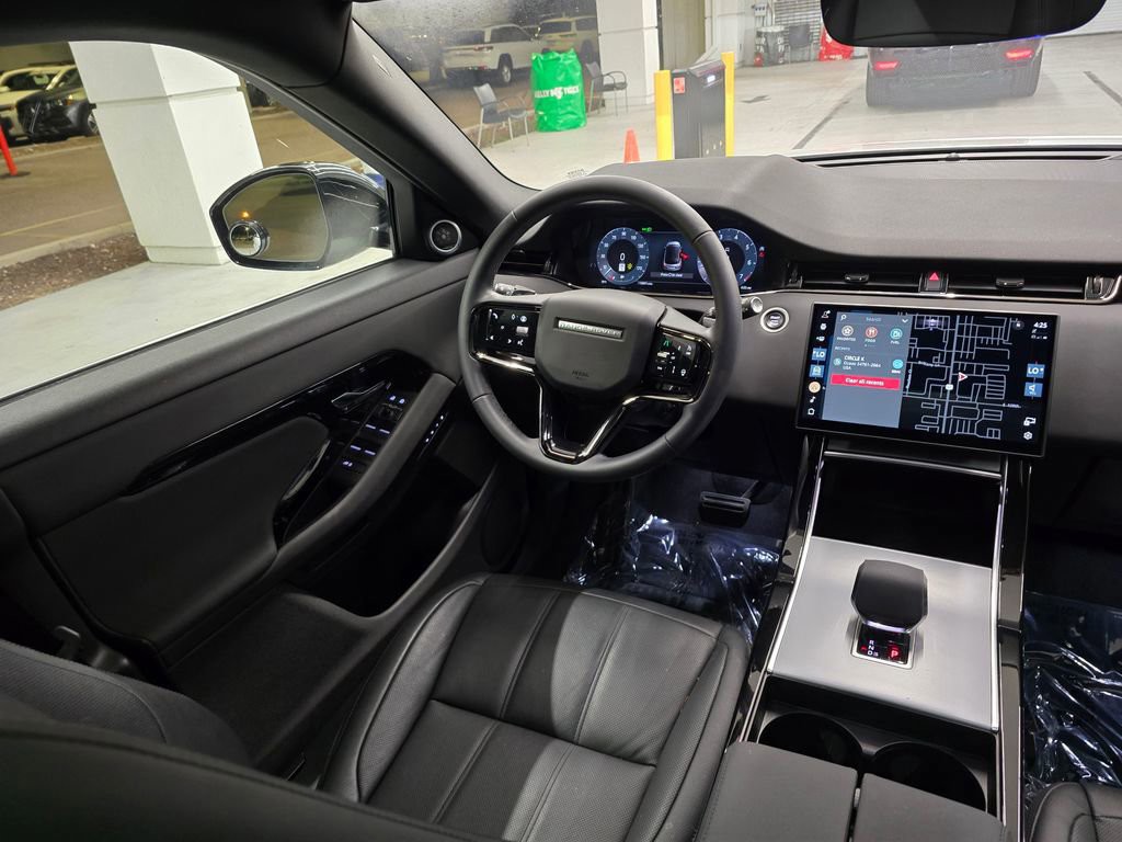 Used 2025 Fuji White Land Rover Core S image 33