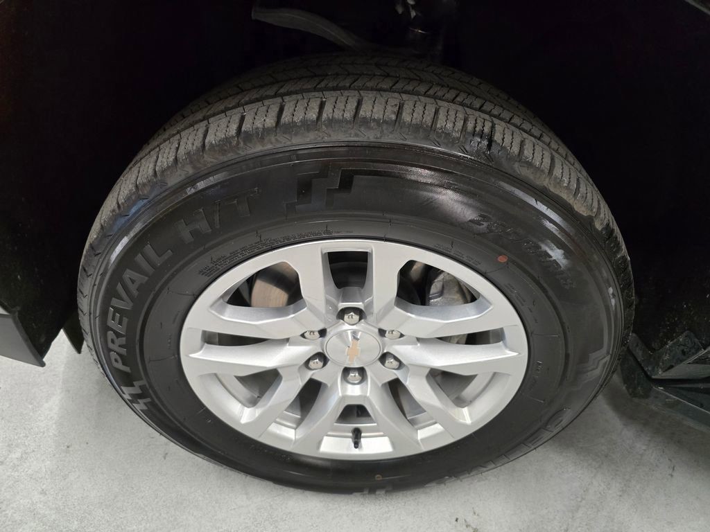 Used 2024 Black Chevrolet LT image 9
