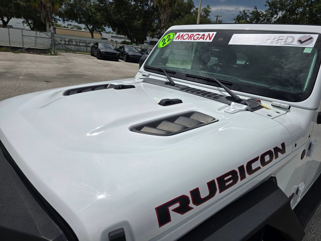 Used 2022 Bright White Clearcoat Jeep Unlimited Rubicon image 9