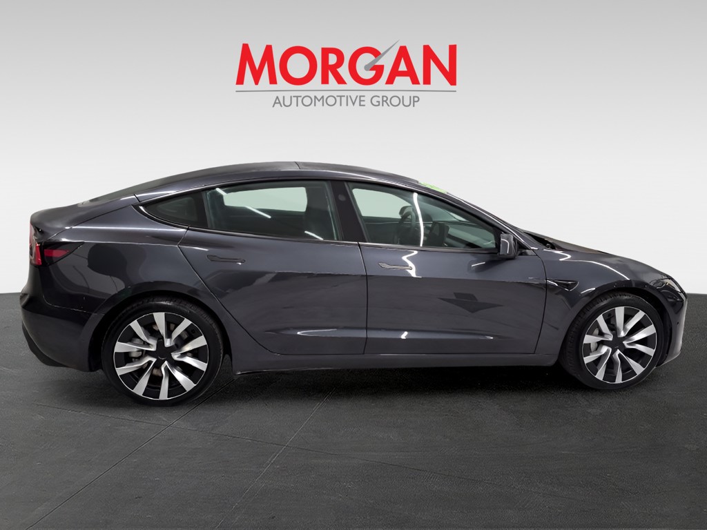 Used 2024  Tesla Base image 7