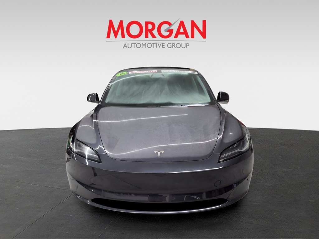 Used 2024  Tesla Base image 8