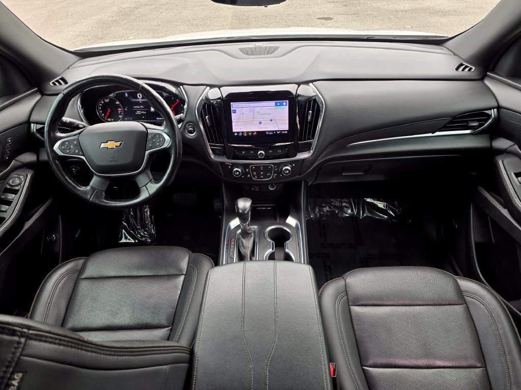 Used 2022 Iridescent Pearl Tricoat Chevrolet High Country image 37