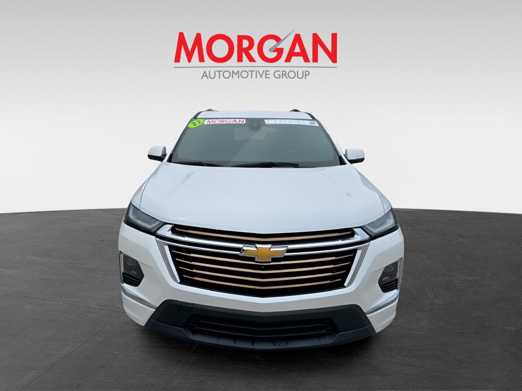 Used 2022 Iridescent Pearl Tricoat Chevrolet High Country image 8