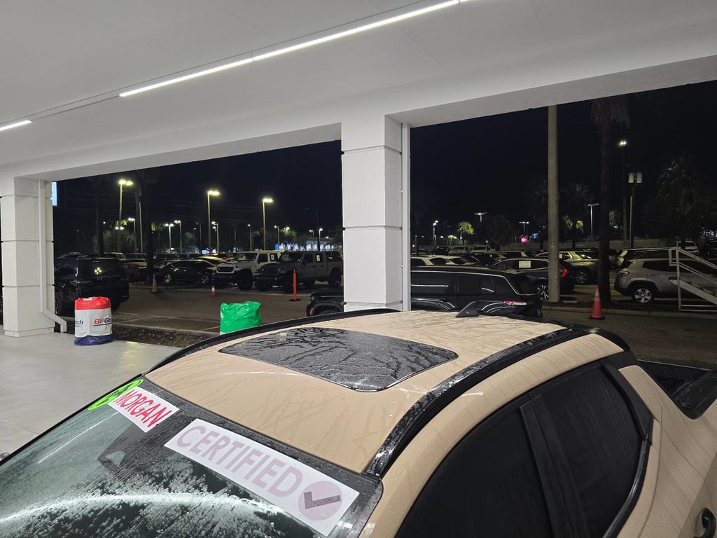 Used 2024 California Sand Hyundai SEL image 13