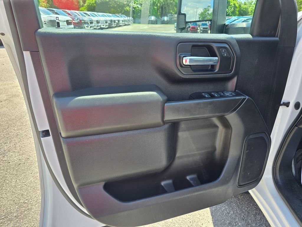Used 2022 Summit White Chevrolet Work Truck image 18