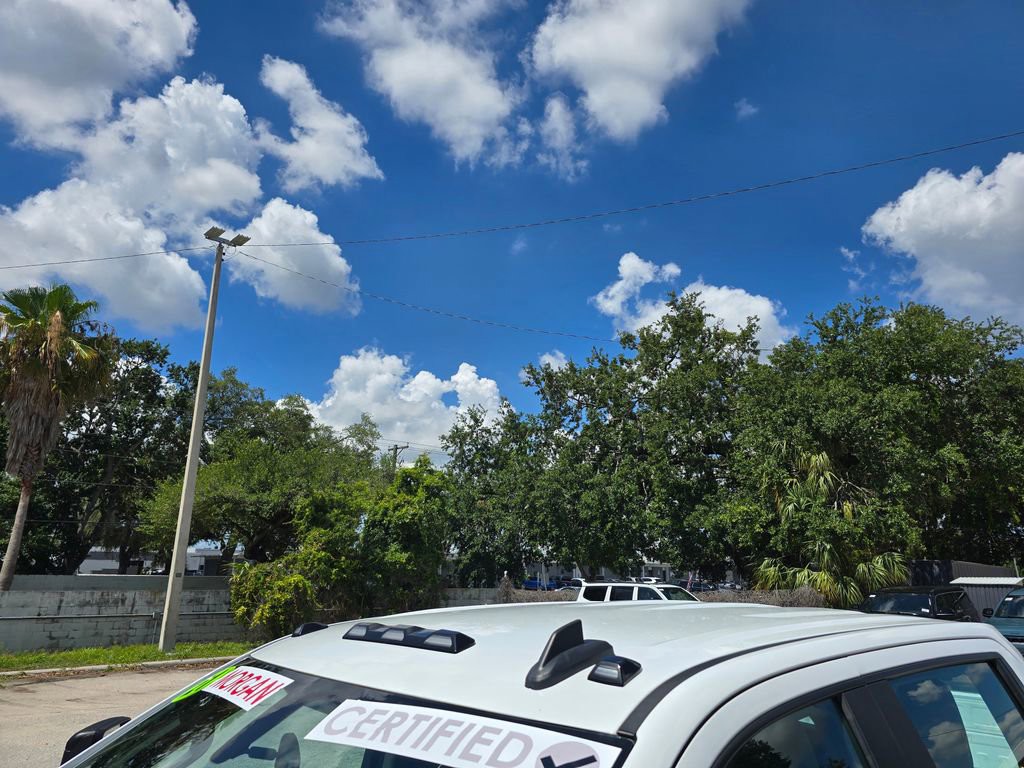 Used 2022 Summit White Chevrolet Work Truck image 14