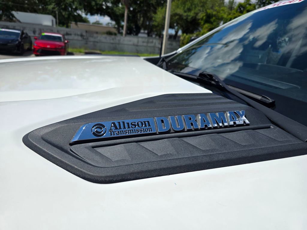 Used 2022 Summit White Chevrolet Work Truck image 11