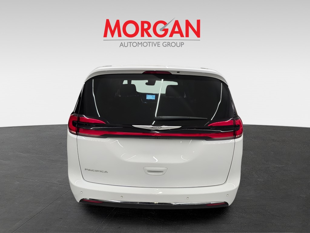 Used 2024 Bright White Clearcoat Chrysler Touring L image 5