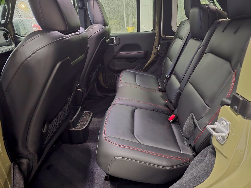 Used 2026 41 Jeep Rubicon X image 32