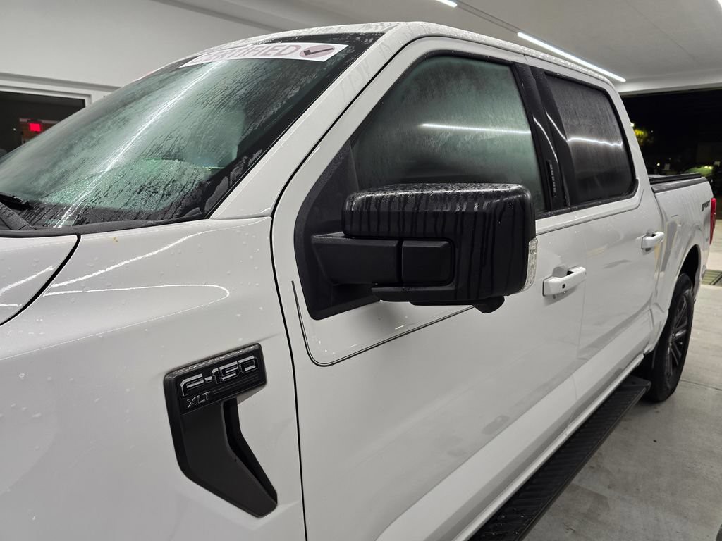 Used 2022 Oxford White Ford XLT image 13