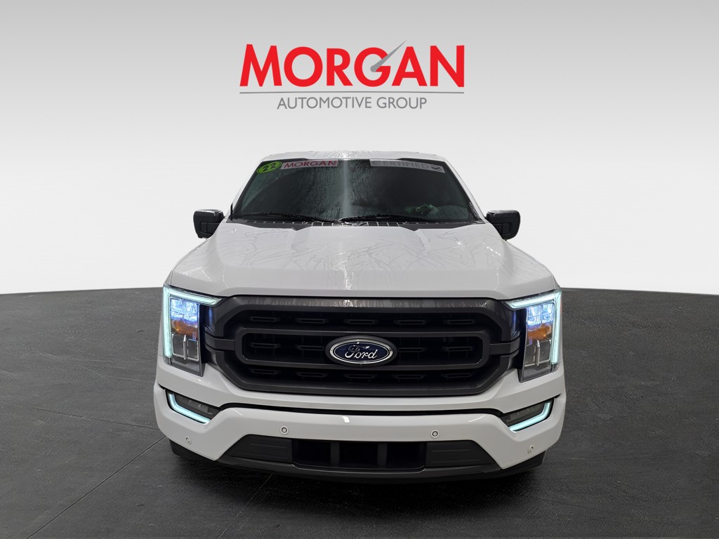 Used 2022 Oxford White Ford XLT image 9