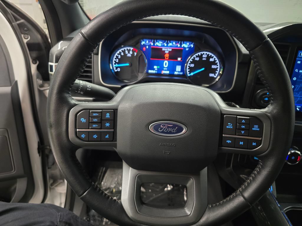 Used 2022 Oxford White Ford XLT image 22